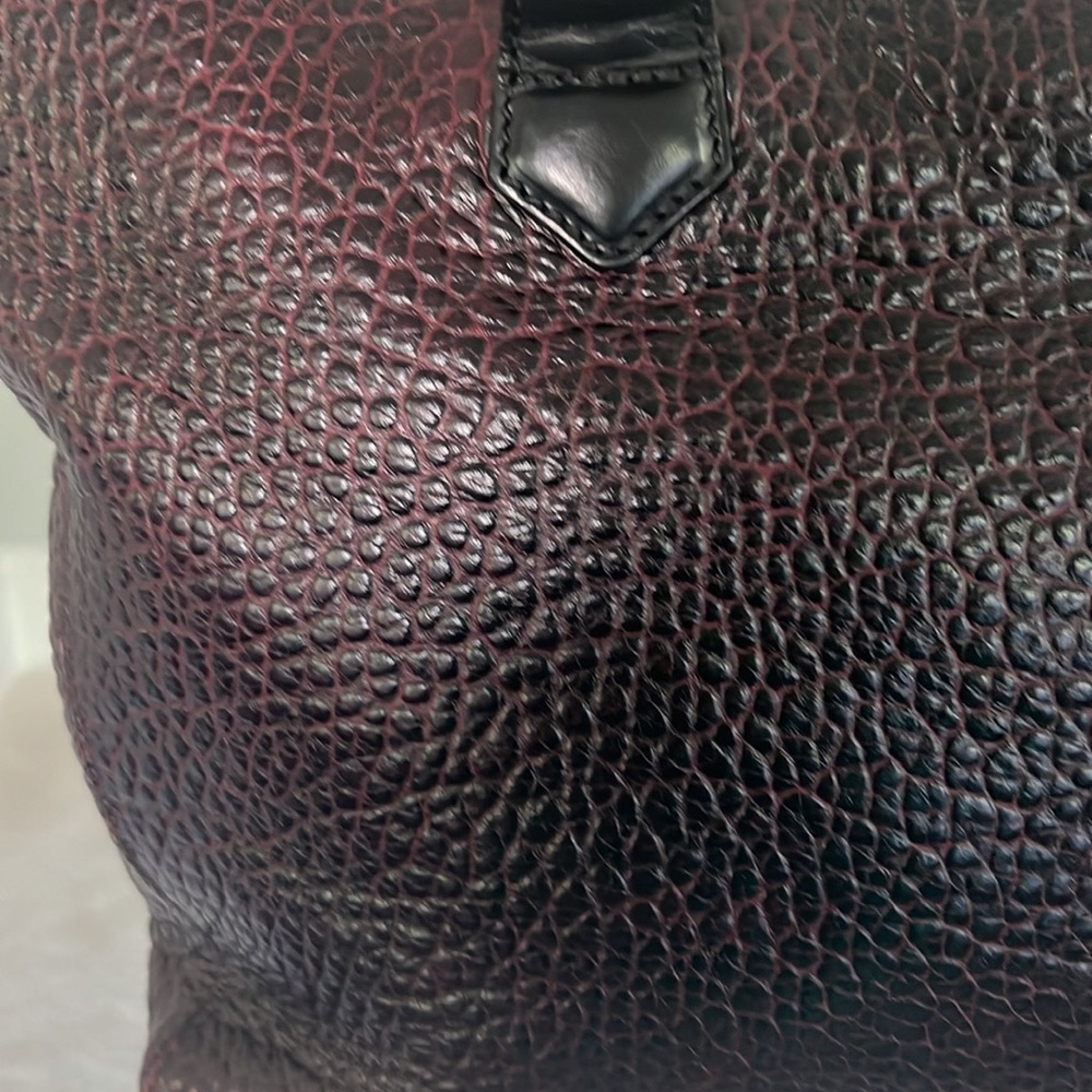 RARE Burberry burgundy pebbled Leather Tote with straps  Nordstrom collaboration - Picture 6 of 15